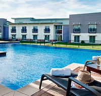Springs Resort - Shoalhaven Sports Motel - New Castle Holiday