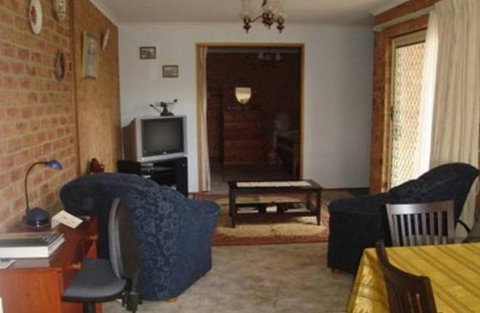 Langley Heights Bed And Breakfast - New Castle Holiday 1