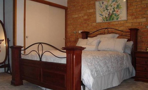 Langley Heights Bed And Breakfast - New Castle Holiday 2