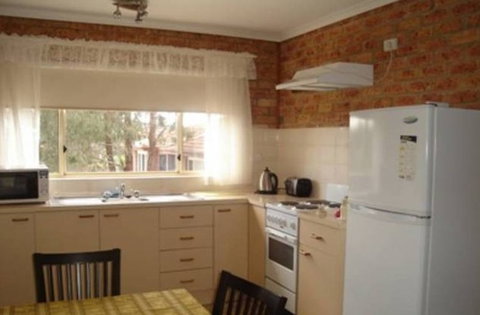 Langley Heights Bed And Breakfast - New Castle Holiday 3