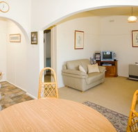 Peel Cottage - Ballarat Miners Cottages - New Castle Holiday