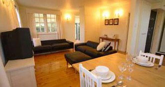 Montrose Of Ballarat - Martin Place - New Castle Holiday 3