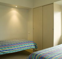 Anglesea Lodge - New Castle Holiday