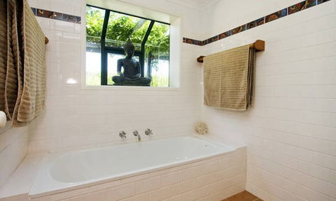 Banksia Garden Retreat - New Castle Holiday 2