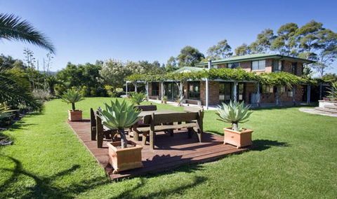 Banksia Garden Retreat - New Castle Holiday 5