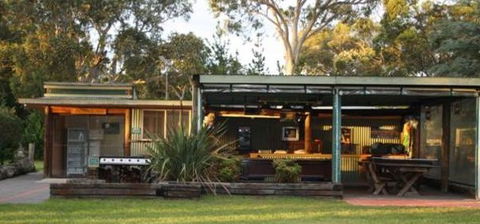 Banksia Park Cottages - New Castle Holiday 1