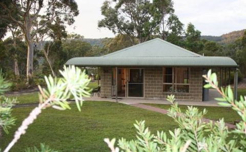 Banksia Park Cottages - New Castle Holiday 2