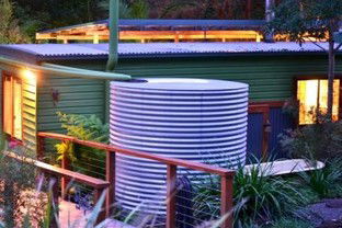 A Waterfall Hideout-Rainforest Cabin For Couples - New Castle Holiday 4