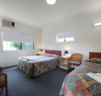 Hi-Way Motel - New Castle Holiday