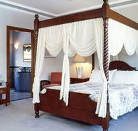 Melville House - New Castle Holiday