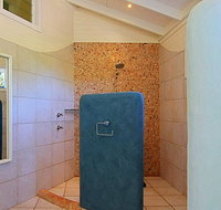 Beachcomber Beach House - New Castle Holiday