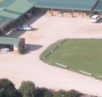 Clydesdale Motel and Steakbarn - New Castle Holiday