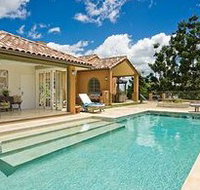 Araucaria Guest House - New Castle Holiday