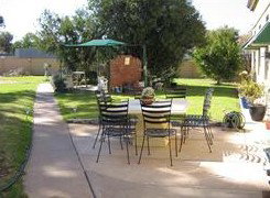 Old Vic Bed And Breakfast - New Castle Holiday 1