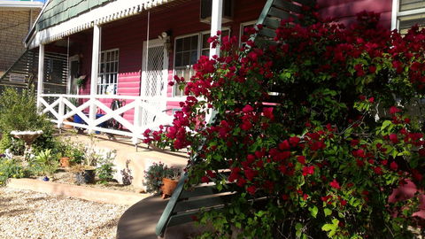 Sonjas Bed And Breakfast - New Castle Holiday 0
