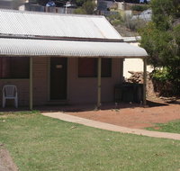 Aly's Cottage - New Castle Holiday