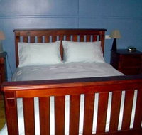 Emaroo Cottage on Argent Street - New Castle Holiday