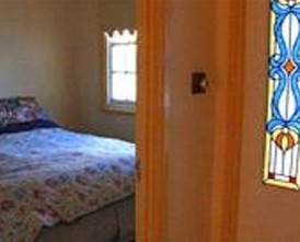 Rubys Cottages - Mercury - New Castle Holiday 1