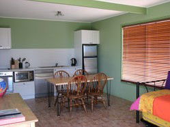 Fossickers Cottages - New Castle Holiday 0