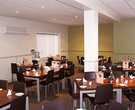 Royal Hotel Motel - Wentworth - New Castle Holiday 1