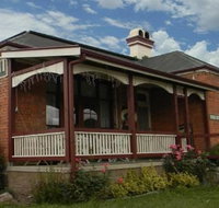 Mail Coach Guest House and Restaurant - New Castle Holiday