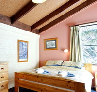 Snowbird Ski Lodge - New Castle Holiday