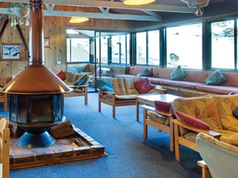 Snowbird Ski Lodge - New Castle Holiday 2