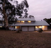 Silvertop Snowy Mountains Retreat - New Castle Holiday
