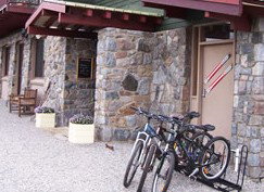 Guthega Alpine Inn - New Castle Holiday 4