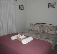 Kanga Lodge - New Castle Holiday