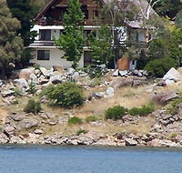 Birken Apartments - New Castle Holiday