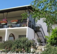 Sages Haus Bed and Breakfast - New Castle Holiday