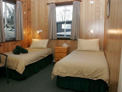Royal Coachman Ski Lodge - New Castle Holiday 2