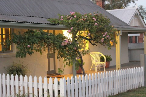 The Cottage Tumut - New Castle Holiday 4