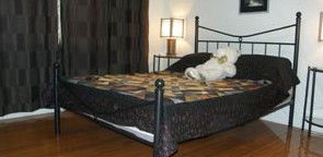 Artisans ...on The Hill Bed And Breakfast - New Castle Holiday 2