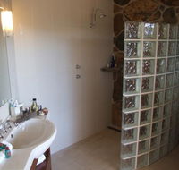 Clarendon Forest Retreat - New Castle Holiday