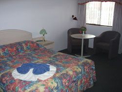 Alabaster Motor Inn - New Castle Holiday 1