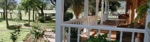 Araluen Old Courthouse Bed And Breakfast - New Castle Holiday 3