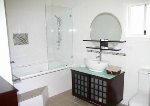 Clontarf Bed And Breakfast - New Castle Holiday 3