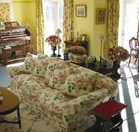 Chinoiserie B and B - New Castle Holiday