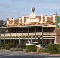Commercial Hotel Barellan - New Castle Holiday