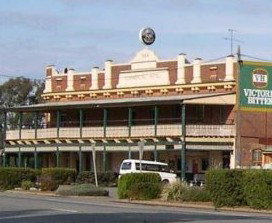 Commercial Hotel Barellan - New Castle Holiday 0