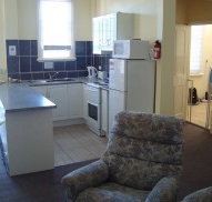 Gundagai Guesthouse - New Castle Holiday