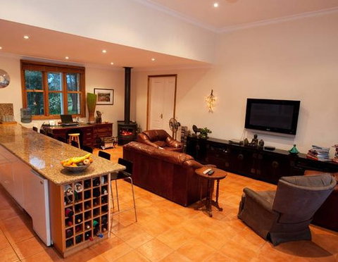 Bright On The Murray - New Castle Holiday 1