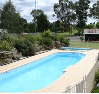 Tuckerbox Motor Inn - New Castle Holiday