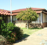 Kanji Cottage - New Castle Holiday