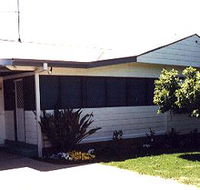 Kooringal Cottage - New Castle Holiday