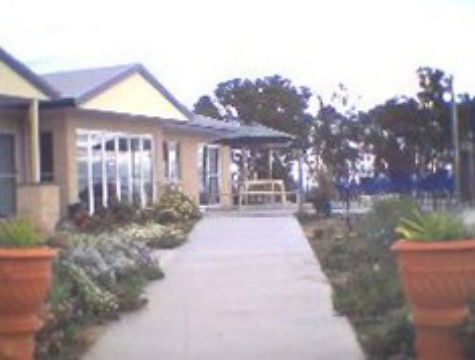 Aloomba Lavender - Accommodation - New Castle Holiday 1