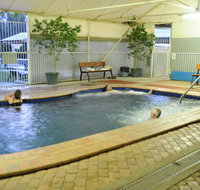 Artesian Spa Motel - New Castle Holiday