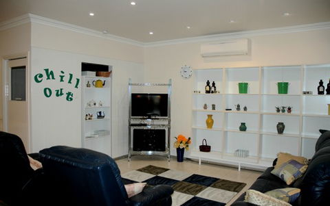 Carrs Hunter Valley Macadamia Farm Guest House - New Castle Holiday 1